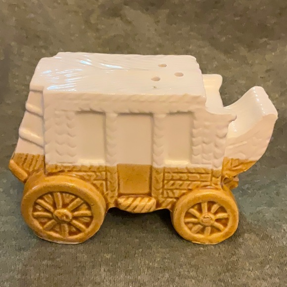 Vintage Ceramic Salt & Pepper Shakers — Mid Century - Picture 7 of 8